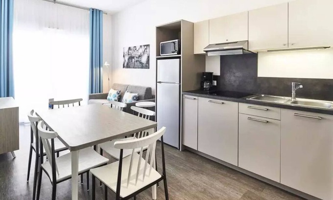 Jonzac Apartment | Comfortable Stay at Residence Les Coteaux de Jonzac
