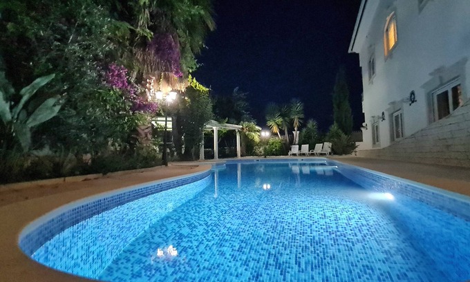 Maceira House | Elegant Penthouse with Pool & Ocean View by Silver Village