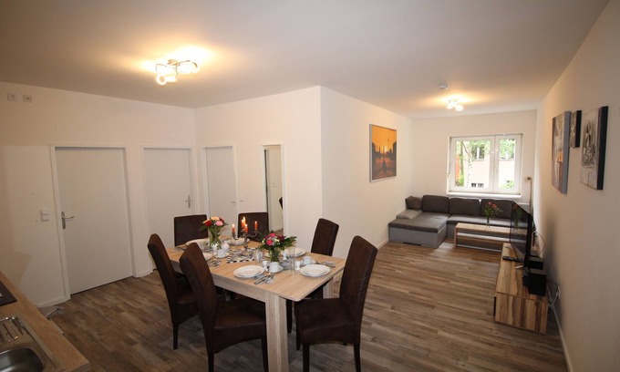 Tempelhof-Schoeneberg Apartment | Orchid Retreat: Family-Friendly Rooms & Pool Access