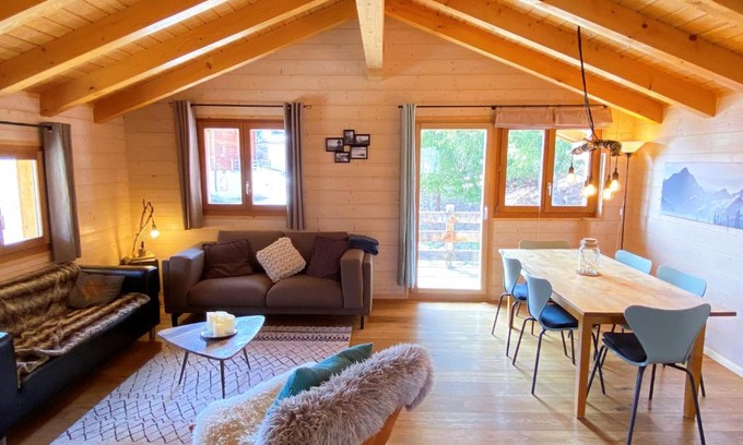 Saas-Fee Ski Chalet | Chalet Eichhorn in Saas Fee - Family-Friendly Retreat