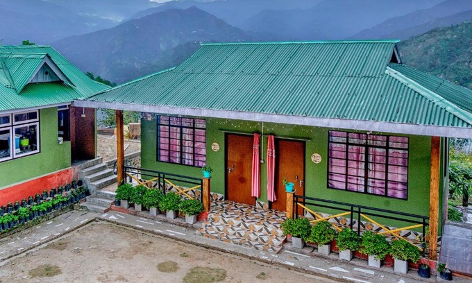 Namchi House | Budget-Friendly 3 Sisters' Homestay with Breakfast Included