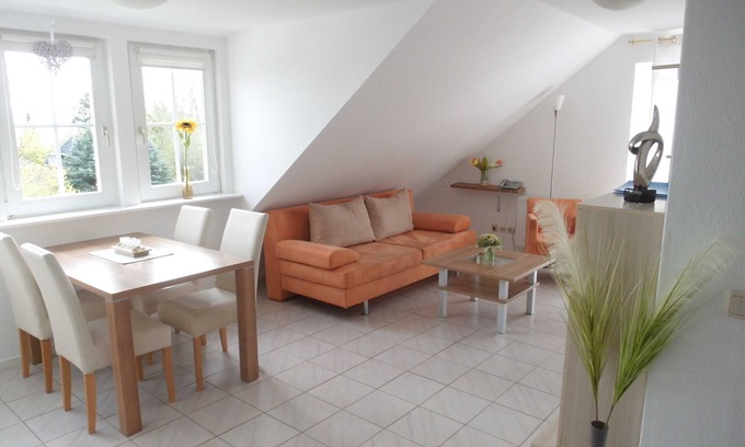 Sierksdorf Apartment | Inviting Oceanfront Retreat at Guesthouse Vogelsang
