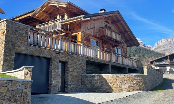 Cordon Ski Chalet | Perfect Ski Chalet for 15 Guests with Pool & Lake Views