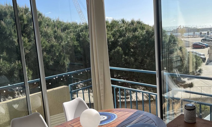 Plage d'Argeles Apartment | Top-Rated 2-Bedroom Apartment with Ocean View in Argelès