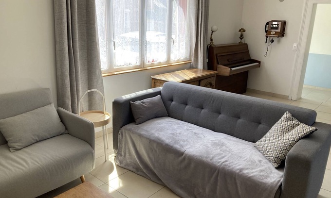 Vittefleur House | Charming Village House by the Alabaster Coast - Pet Friendly