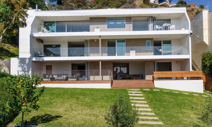 Hollywood Hills House | Hilltop Mansion with City Views & Family-Friendly Amenities