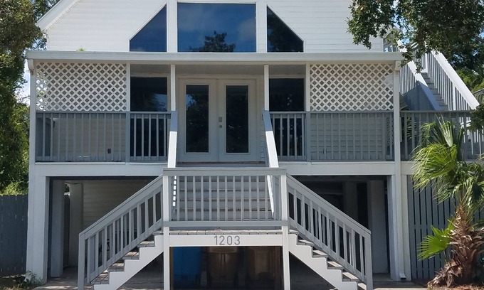 Savannah Beach House | Cozy 4BR Beach Retreat with Pool & Ocean View