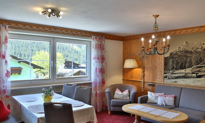 Graen Apartment | Family-Friendly Suites at Guesthouse Braito for Unforgettable Escapes