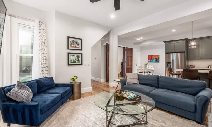 Victorian Village House | Top-Rated 3 En-Suite Retreat | Short North/OSU Oasis