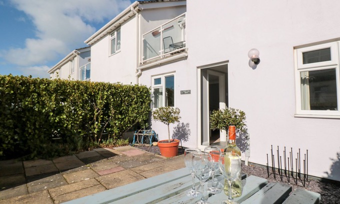 Hope-Cove House | Pet-Friendly 3 West Park Mews: Coastal Holiday Cottage