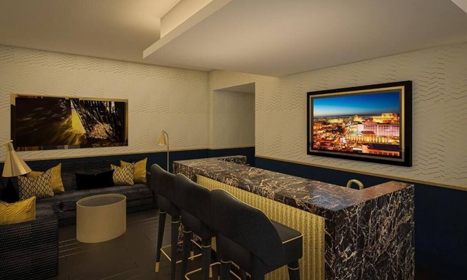 Downtown Las Vegas Apartment | Discover 3 Bunk Pads at Circa Resort & Casino