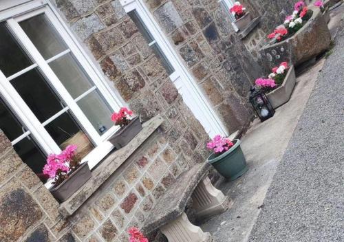 Souce House | Cozy 3 Serenity Gîte in Soucé - Pet & Child Friendly Stay