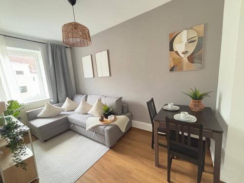 Kleefeld Apartment | 3 Zimmer - city -Parkplatz - MalliBase Apartments
