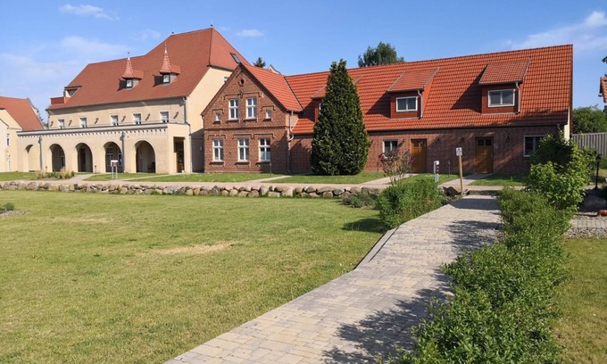 Stolpe House | Spacious 3-Room Maisonette with Kitchen & Pet-Friendly Stay