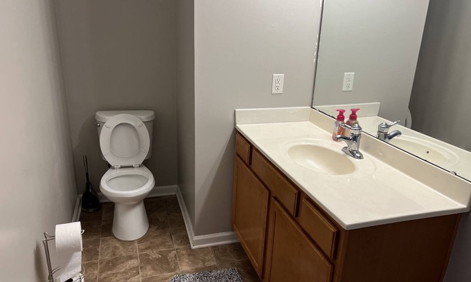 Winston - Salem Condo | Two-Bedroom Condo Ideal for Families - 30 Day Minimum Stay
