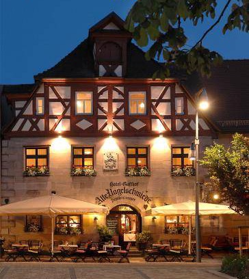 Altdorf bei Nuernberg Hotel | Cozy Hotel for 4 Guests with Pet-Friendly Amenities