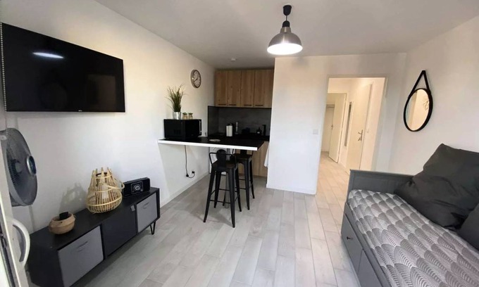 Six-Fours-les-Plages Apartment | 30 m² Apartment ∙ 1 bedroom ∙ 4 guests