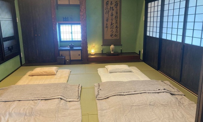 Amami House | Convenient Guesthouse Naze: Parking, Wifi & Child-Friendly