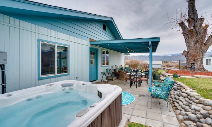Monitor House | East Wenatchee Retreat with Hot Tub & Family-Friendly Perks