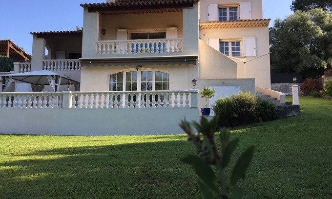 Vence Apartment | Cozy Garden-Level Studio with Ocean View & Terrace