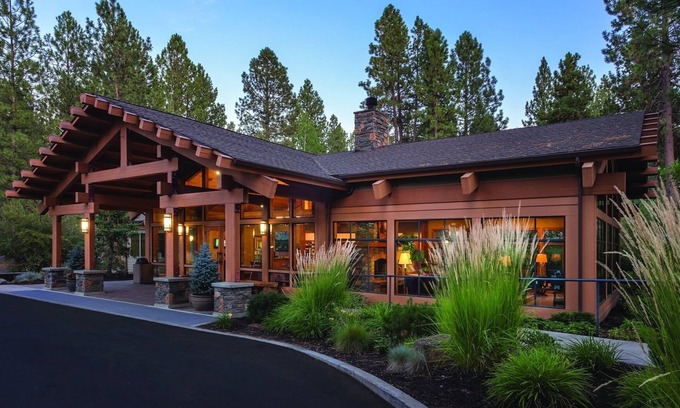 Bend Resort | Endless Sunshine and Top-Rated Amenities Await You!