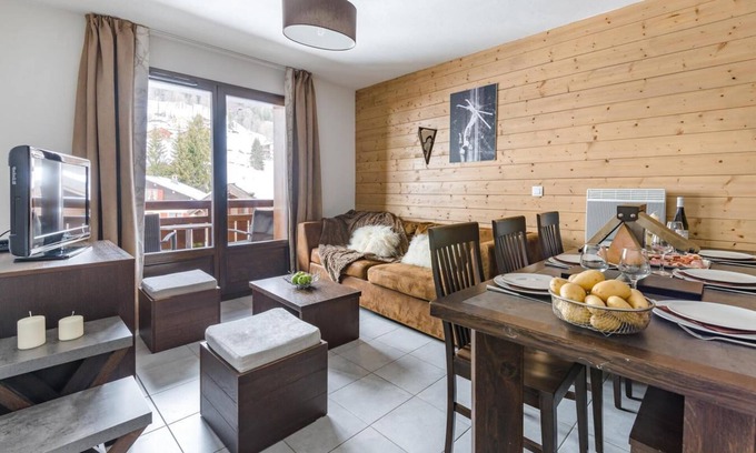Les Gets Apartment | 300m from resort center, fitness, swimming pool, sauna, hammam, terrace, balcony, tv, ski locker