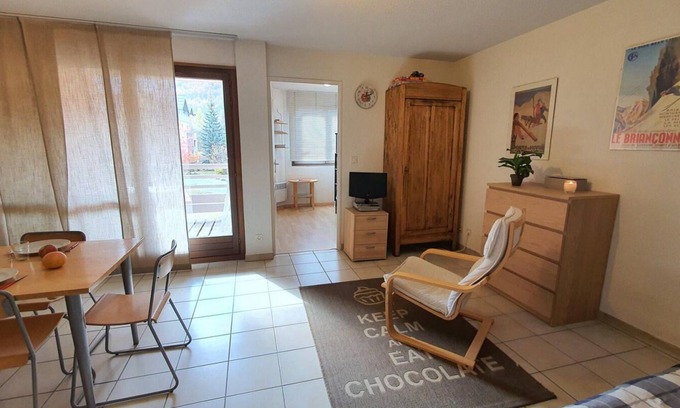 La Salle-les-Alpes Apartment | Mountain View Retreat with Terrace and Ski Locker in Serre Chevalier
