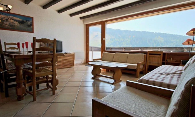 Chamrousse Apartment | Modern Retreat with Balcony, Near Chamrousse Resort Center