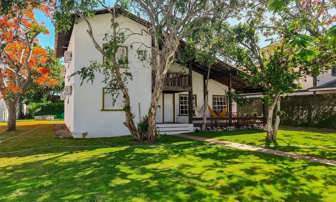 Porto Belo House | 300m to Manguinhos Beach - BBQ + Air Conditioning