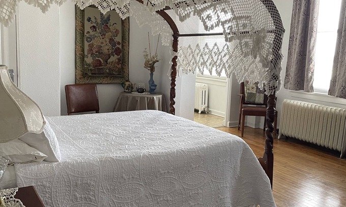 Boone Apartment | Experience the Victorian Suite: Ideal for Rail Explorers