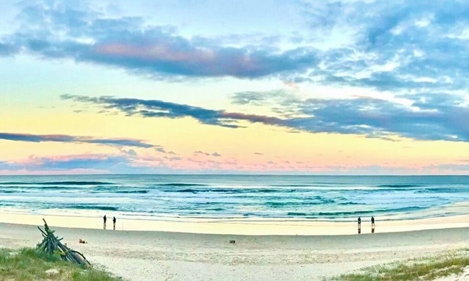 Wardell House | Relaxing Retreat Near Byron Bay with Spa & Pet-Friendly