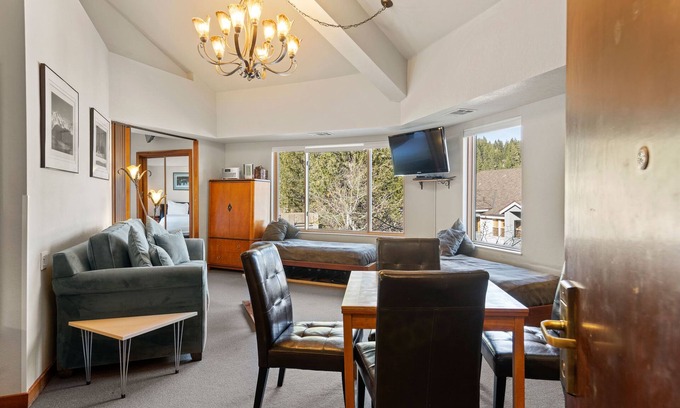 Olympic Valley Condo | Bright and Inviting PRM 1B with Pool, Spa & More Awaits!