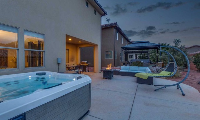 Santa Clara House | 325 m² House ∙ 6 bedrooms ∙ 28 guests