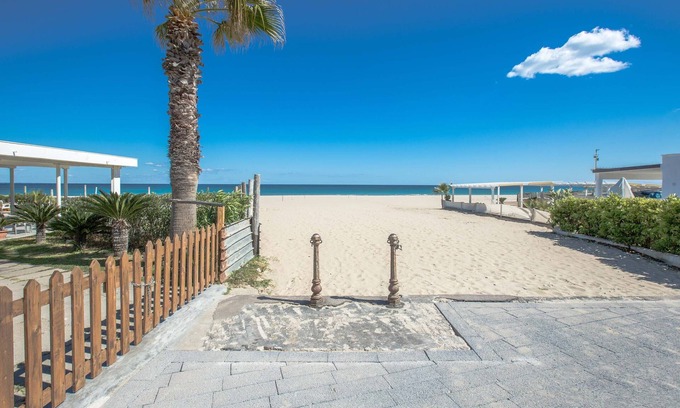 Ginosa Marina Apartment | Cozy 3334 Appartamento Vitalba with Breakfast & Kitchen