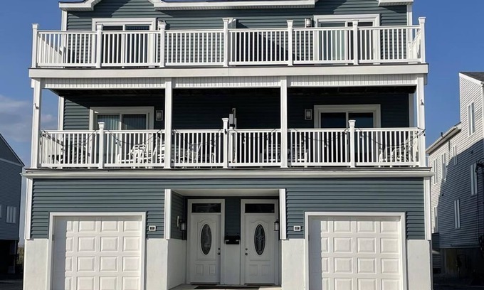 Sea Isle City Condo | Family-Friendly Retreat at 339 56th Street East