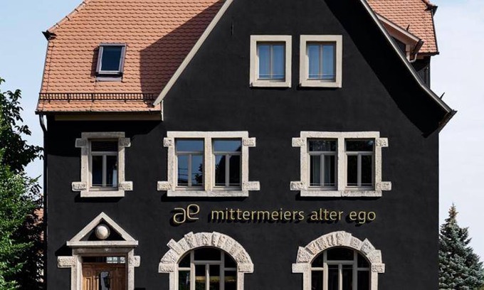 Rothenburg ob der Tauber Hotel | 5-Star Hotel with Kitchen & Pet-Friendly Accommodations