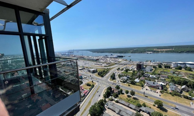 Klaipeda Apartment | Elevated Comfort at 34 Floor by the Baltic - Rated 9.9