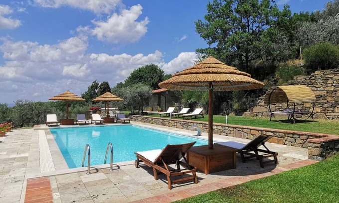 Castiglion Fiorentino Villa | 340 m² Villa ∙ 5 bedrooms ∙ 10 guests
