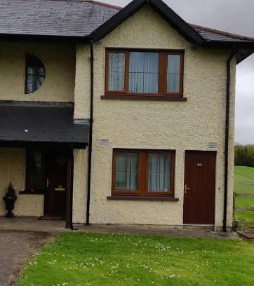 Tipperary House | Family-Friendly Stay at 346 The Lodges Ballykisteen