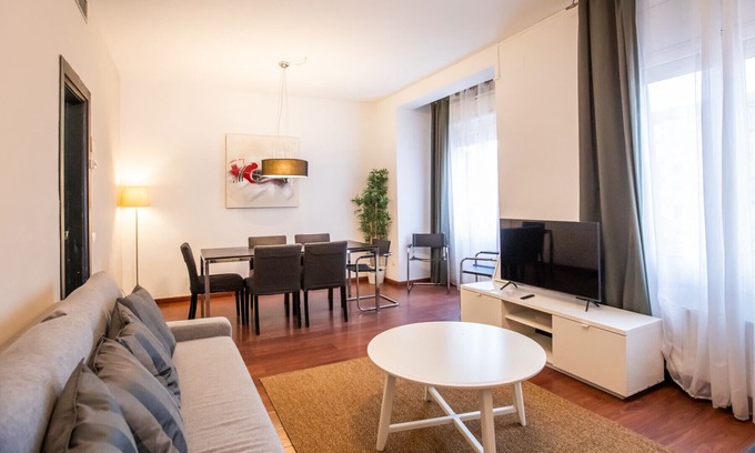El Camp de l'Arpa del Clot Apartment | 34IND1119- Apartment near Sagrada Familia