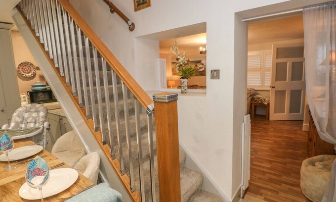 Burry Port House | Discover 35 Seaview Terrace: Pet-Friendly and Family Ready