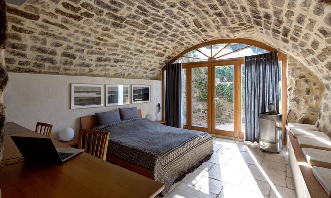 Sanilhac Cottage | Unique 350-Year-Old Sandstone House with Valley Views