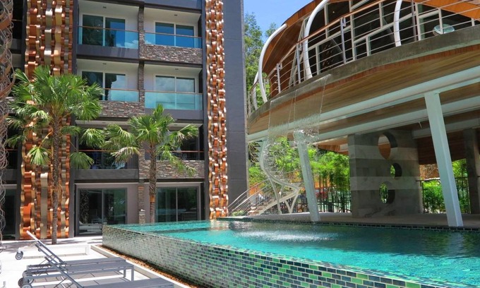 Patong Apartment | Cozy 1-Bedroom Apartment with Pool & Kitchen Amenities