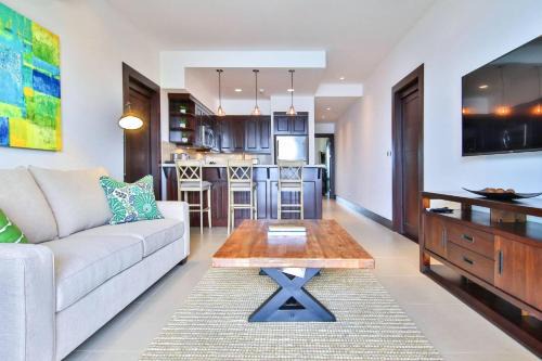 Playa Flamingo Apartment | Ocean View Condo 205 - Breakfast, Pool & Child Friendly!