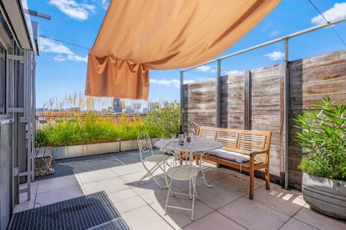 Weißgerber Apartment | Experience the 360° View Loft 2 - Pet Friendly Retreat