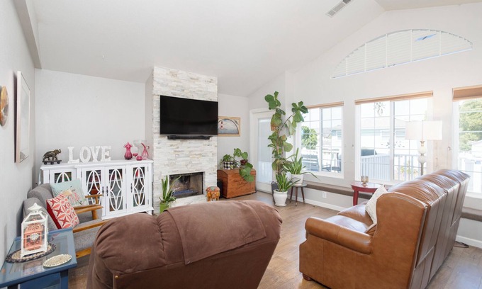 Motel District Condo | 364 Harbor View in Pismo Beach