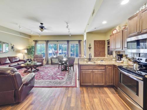 Charlevoix House | Ideal Getaway at 377 Edgewater Inn with Pool & Hot Tub