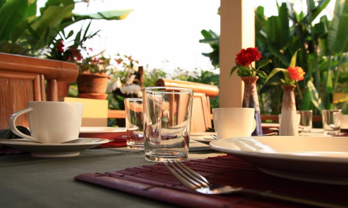 Mae On Bed & Breakfast | Cozy Bed and Breakfast for 2 with Kitchen & Dining Options