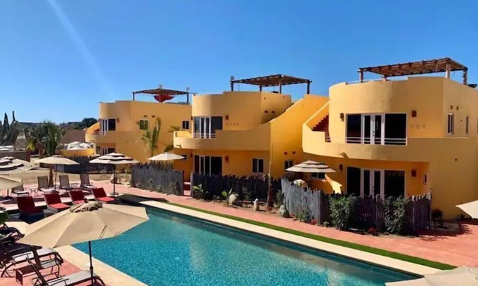 El Pescadero Condo | Beautiful 3B Cerritos Beach Condo with Large Pool & Breakfast