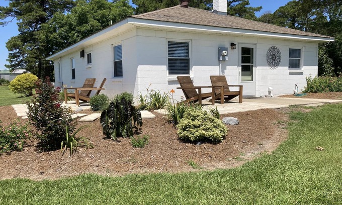 Pinetown House | Guest Rated 10/10: Cozy 3bd by Pocosin Lakes Refuge